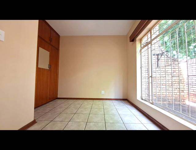 3 BEDROOM APARTMENT TO LET IN BAILLIE PARK